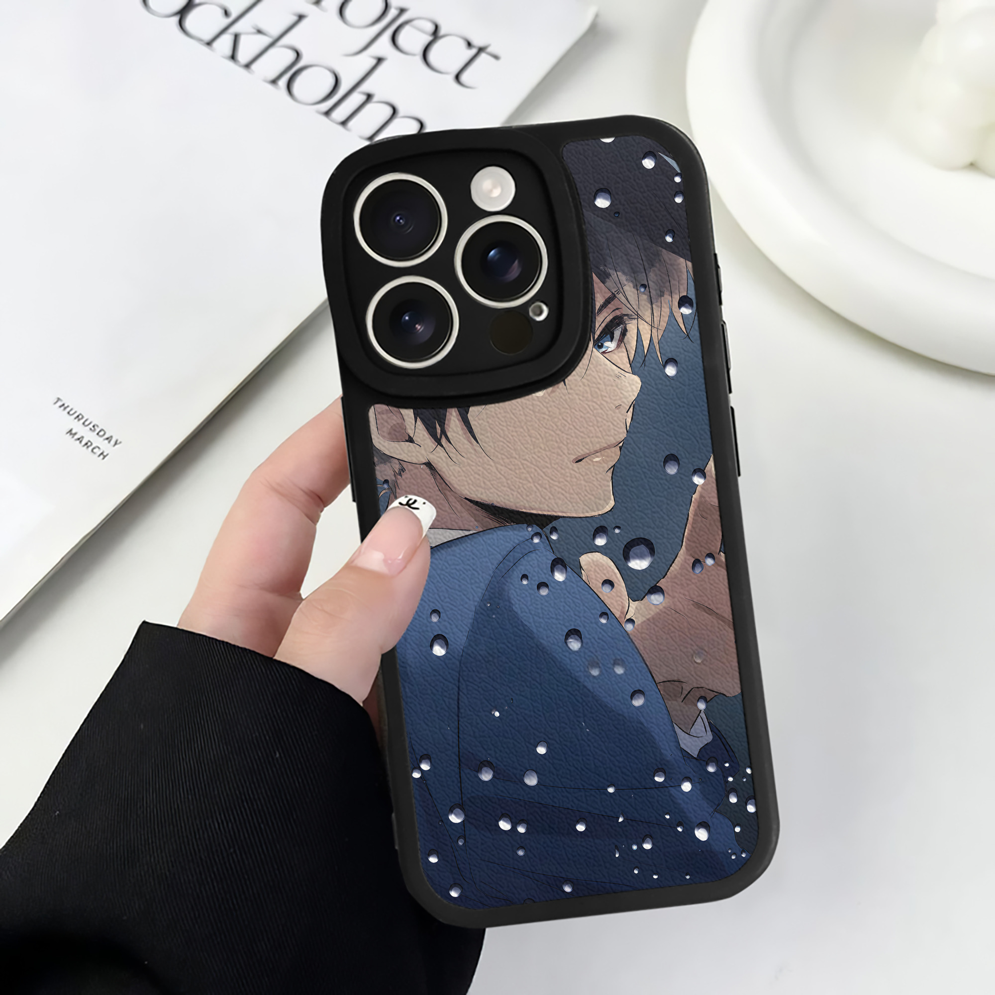 （画像用） 名探偵コナン Detective Conan 【iPhone 16シリーズ対応】シリコンスマホケース（レザー調） 材質：シリコン